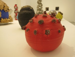 Takuro Kuwata, Red-slipped stone-burst ball, porcelain, stone, 2011.